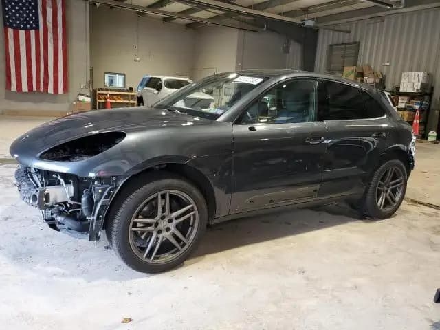 2020 Porsche Macan - Przed naprawą