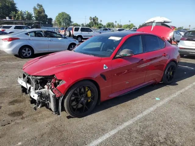 2020 Alfa Romeo Giulia Quadrifoglio - Przed naprawą