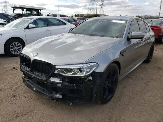 2019 BMW M5 - Przed naprawą